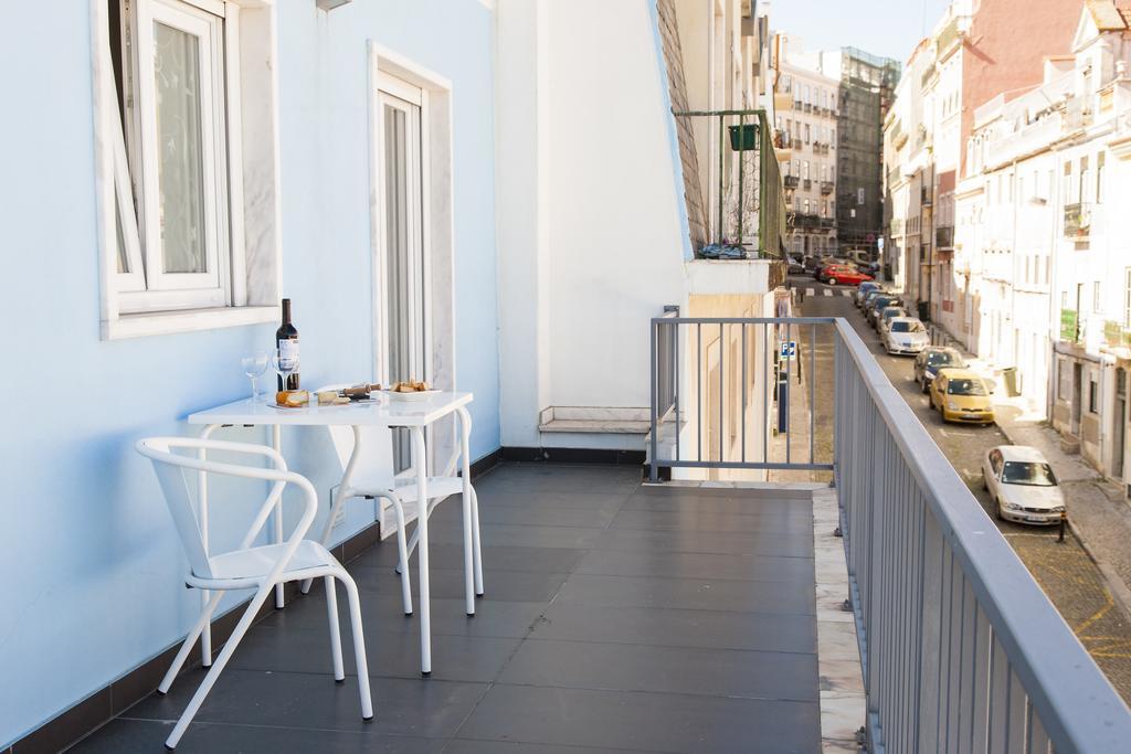 Joivy Joyful 2Br Apt With Terrace Nearby Sao Bento Palace Lisboa Phòng bức ảnh