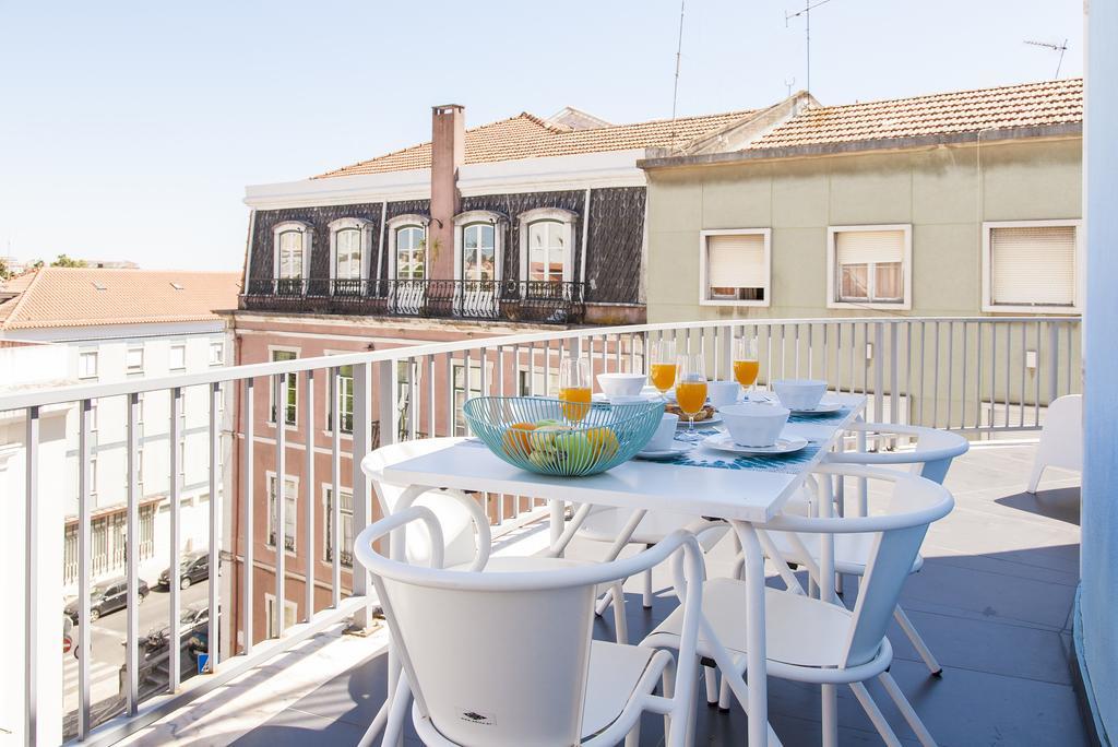 Joivy Joyful 2Br Apt With Terrace Nearby Sao Bento Palace Lisboa Ngoại thất bức ảnh