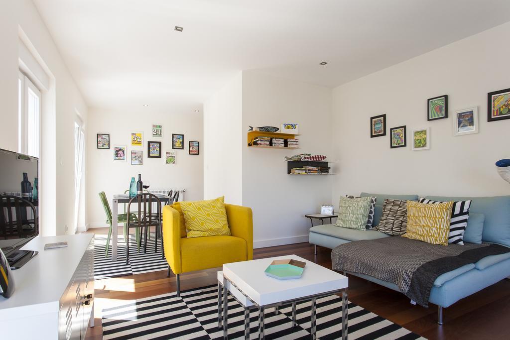Joivy Joyful 2Br Apt With Terrace Nearby Sao Bento Palace Lisboa Ngoại thất bức ảnh