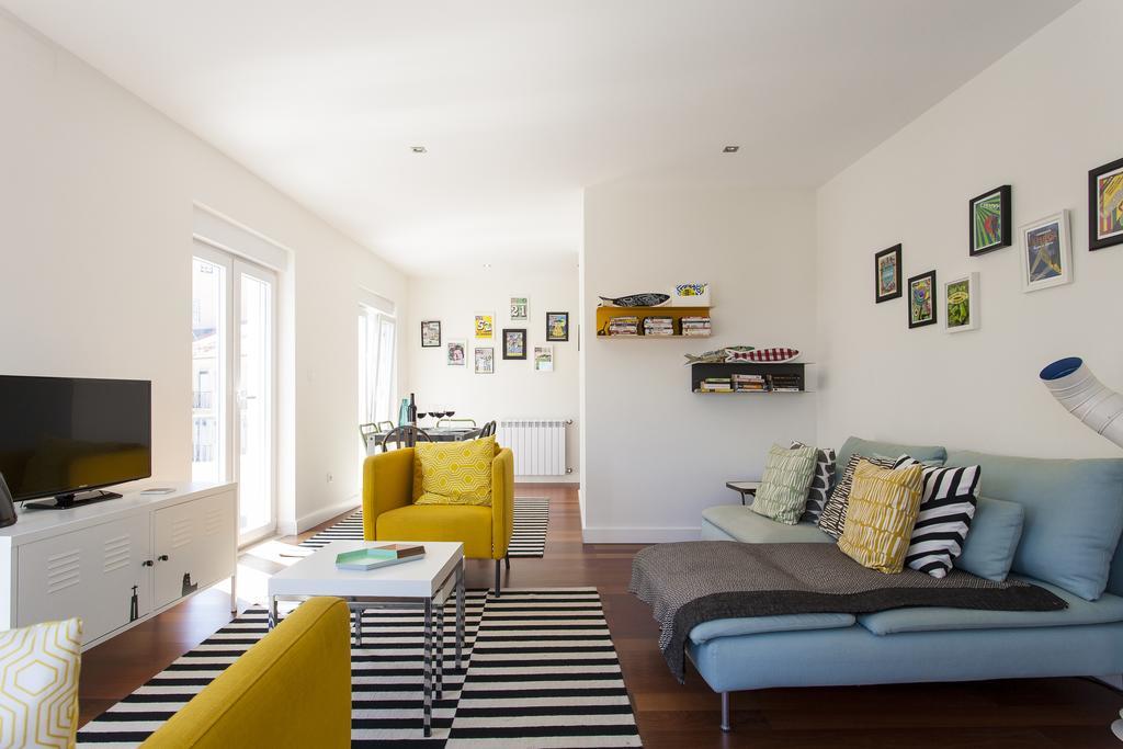 Joivy Joyful 2Br Apt With Terrace Nearby Sao Bento Palace Lisboa Ngoại thất bức ảnh